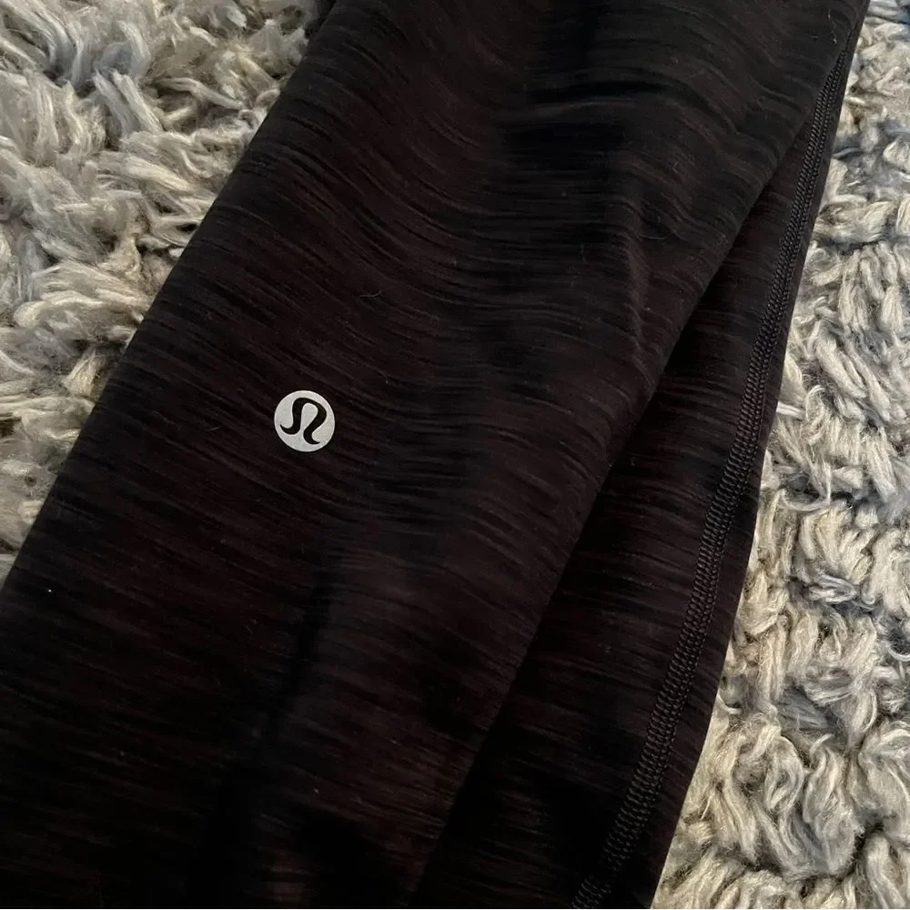 lululemon grey heather wunder trains 28
